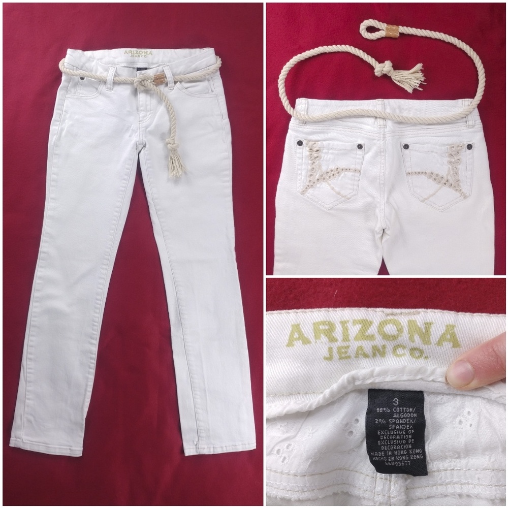 Like New ✨ Arizona Jeans | with tan pocket lace
